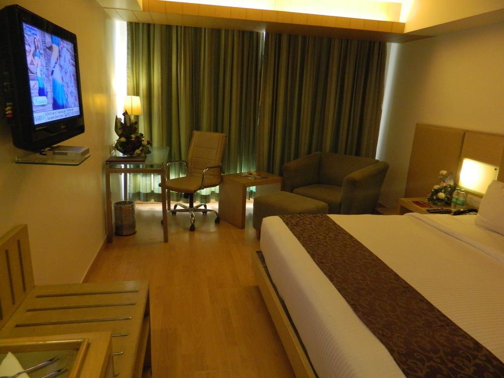 Hotel Park Maple Amritsar Exterior foto