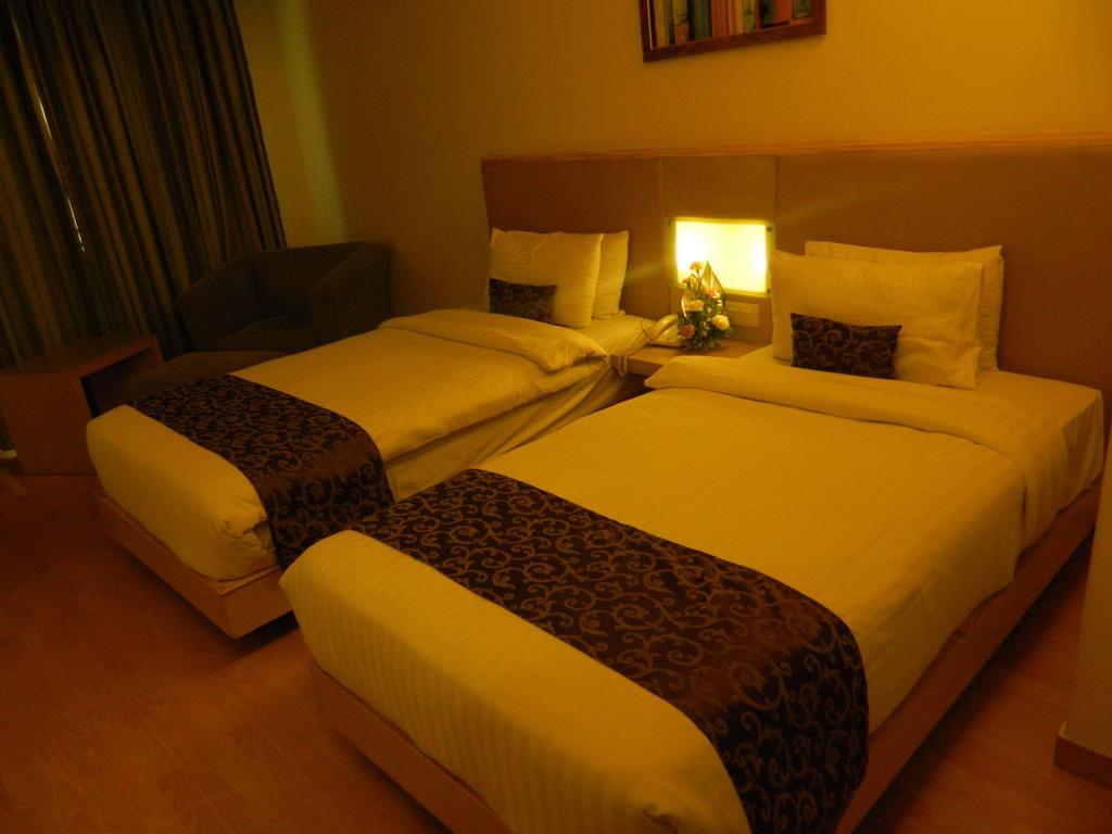 Hotel Park Maple Amritsar Exterior foto